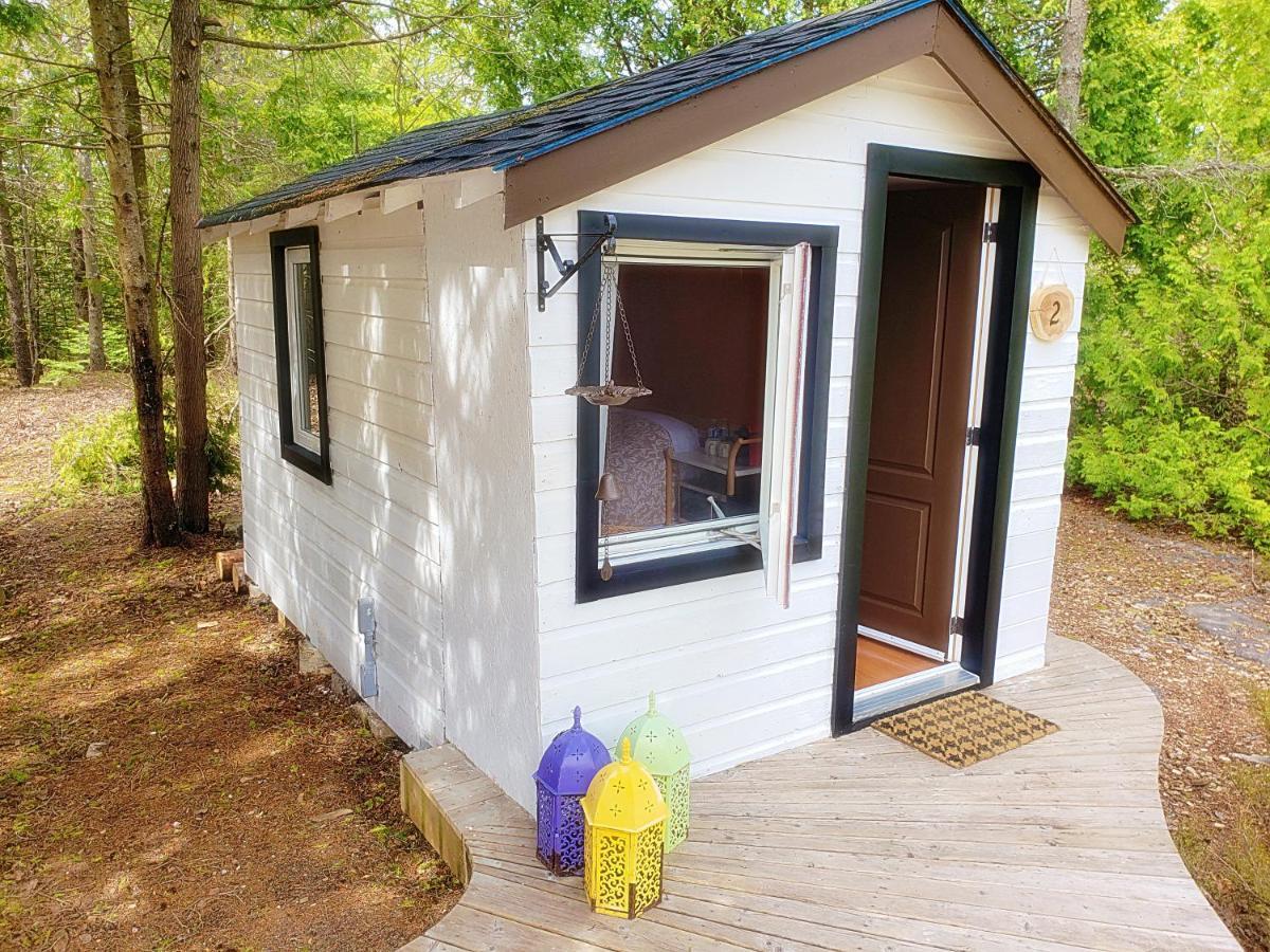 New Buddha Bing Unique Experience Cottage And Cabins Tobermory Exterior foto